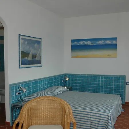Cala Dei Peducelli Lejlighedshotel 3*